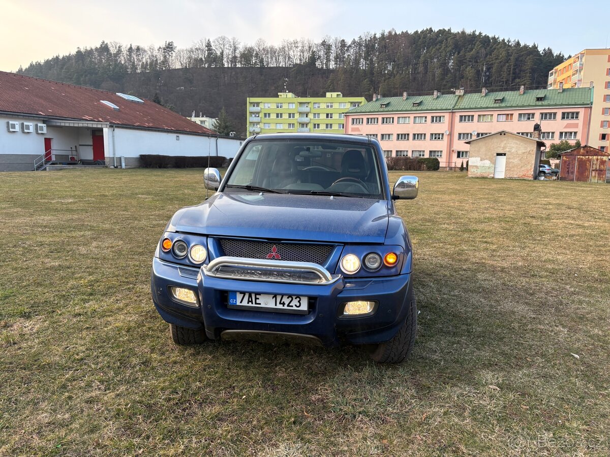Mitsubishi Pajero 3.2 DID - 9