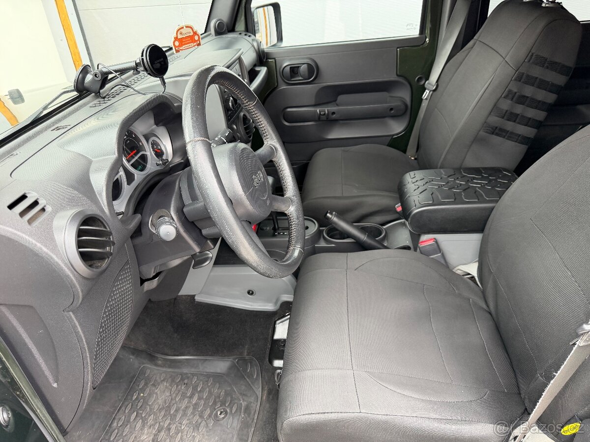 Jeep Wrangler 2.8 CRD Sahara - 9