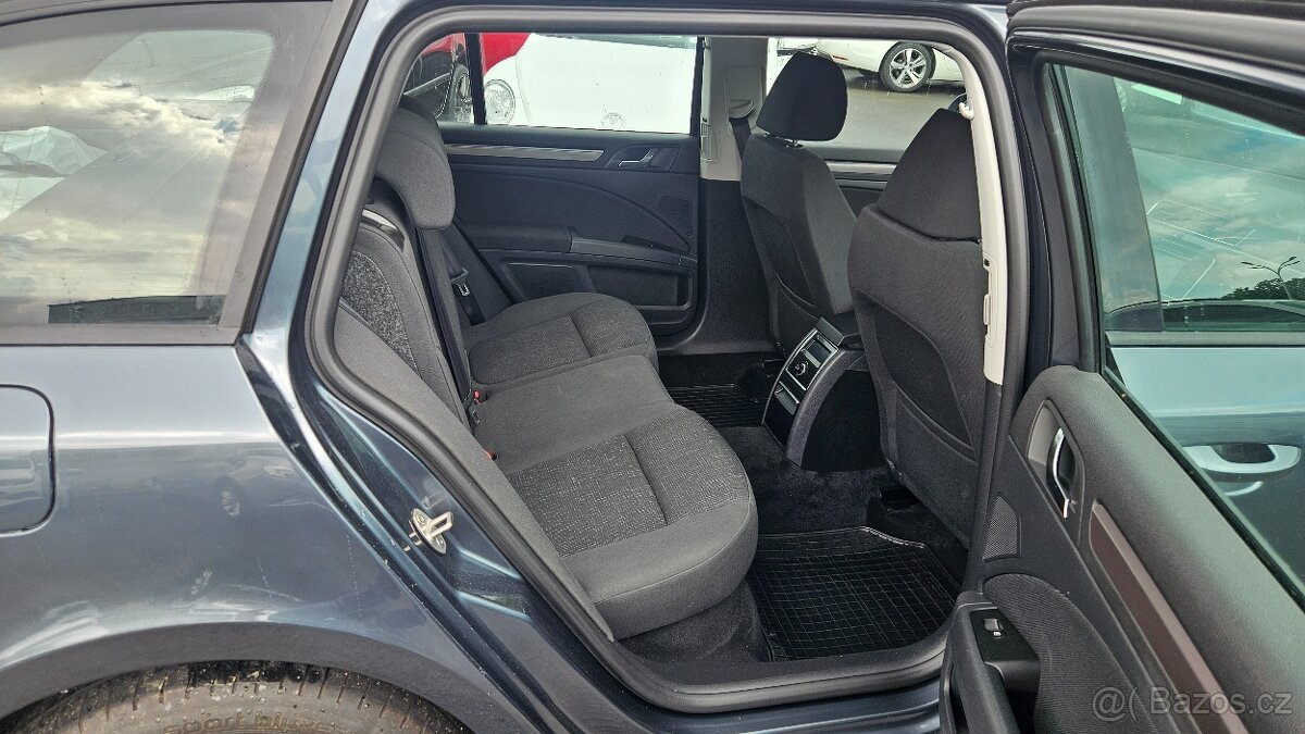 Škoda Superb 2,0 TDi - 9