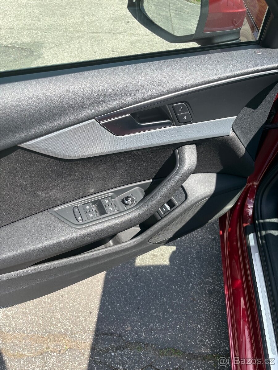 AUDI A4 B9 2.0TFSI COMBI - 9