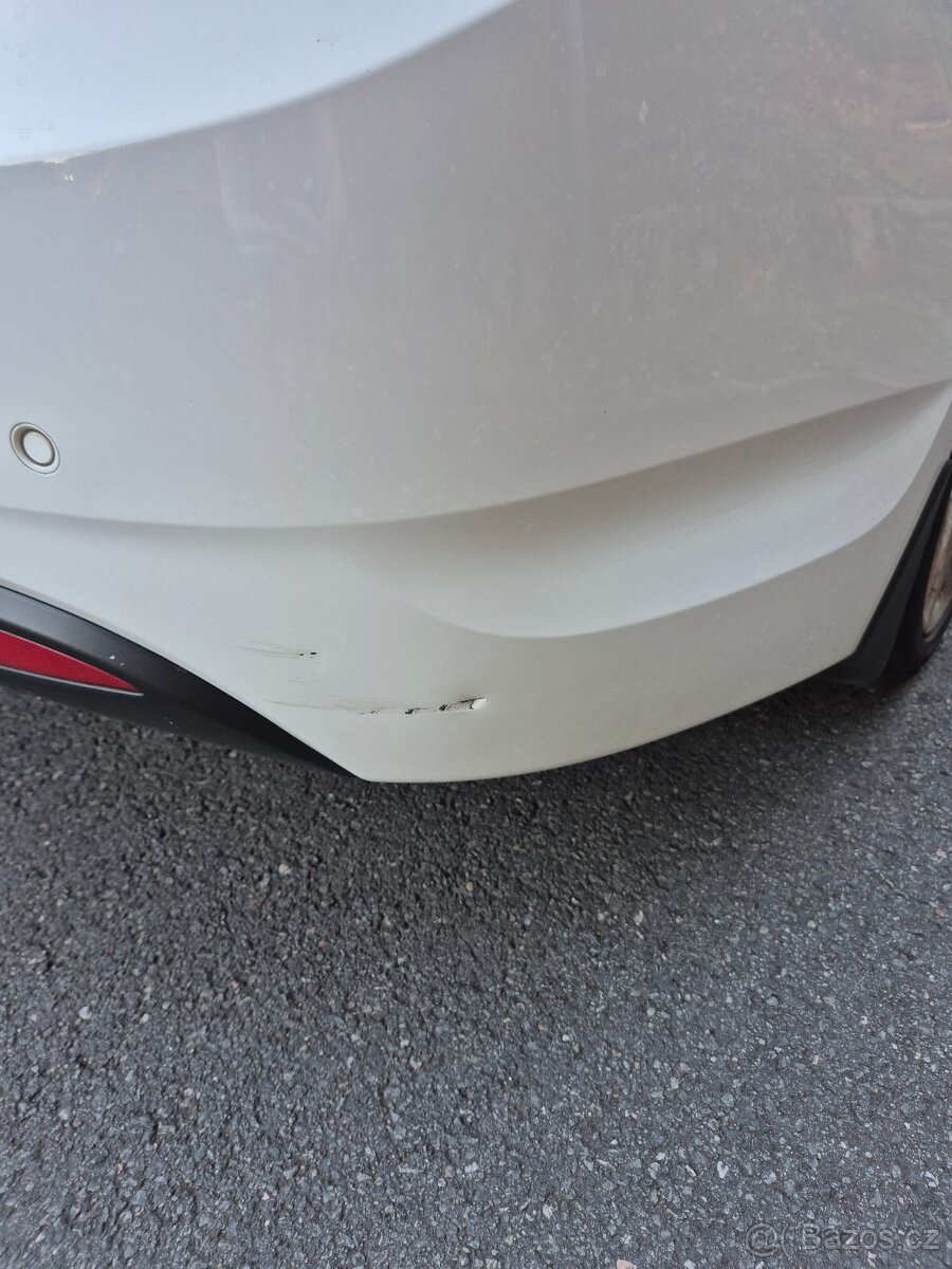 Hyundai i40 1.7 CRDi 100 kW 2015 - 9