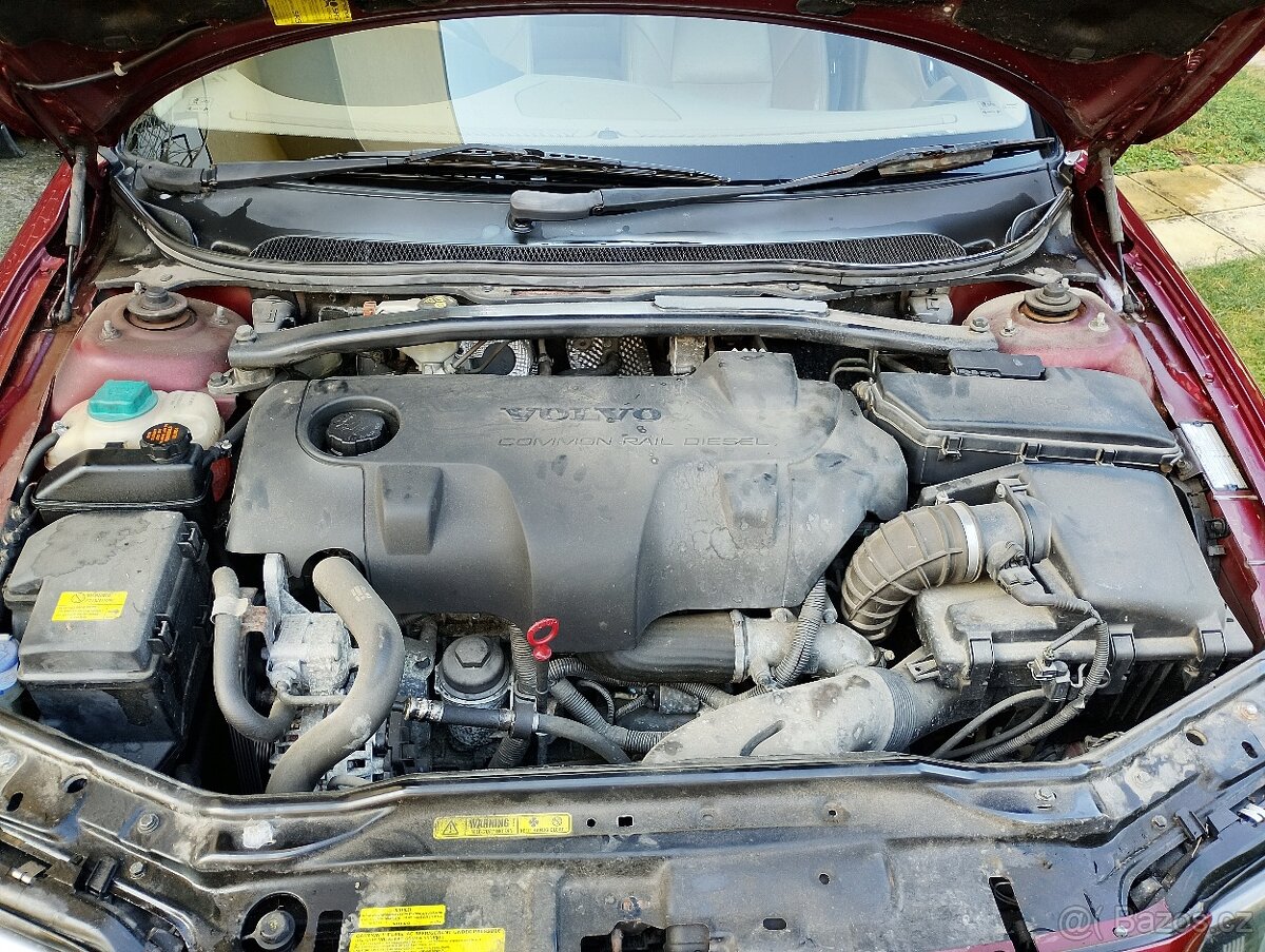 Volvo S60 2,4 D5 120kw - 9