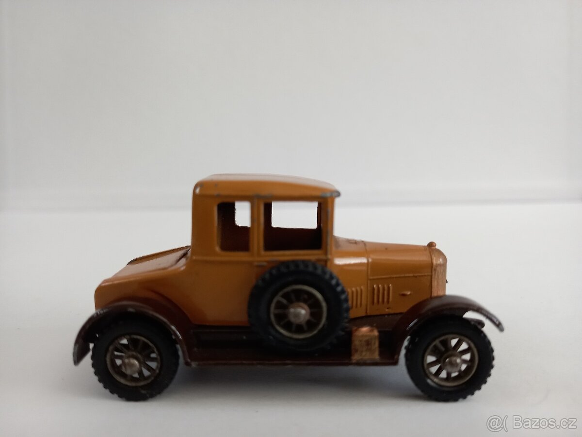 MATCHBOX LESNEY - 9