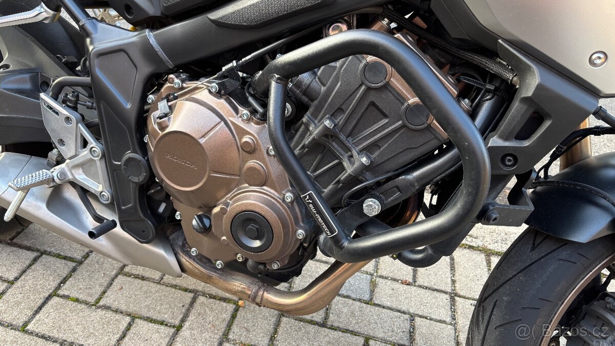 HONDA CB650R – 05/2019 – 1. MAJITEL – TOP STAV, serviska - 9