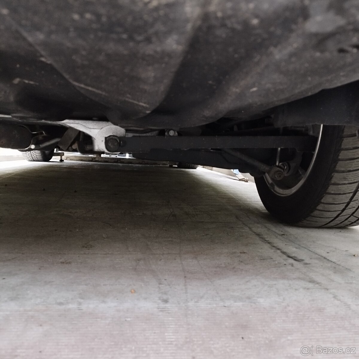 Volvo V70 2.4D na opravu - 9