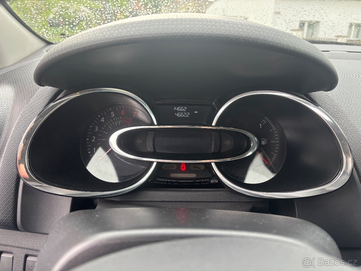 Renault Clio - 9