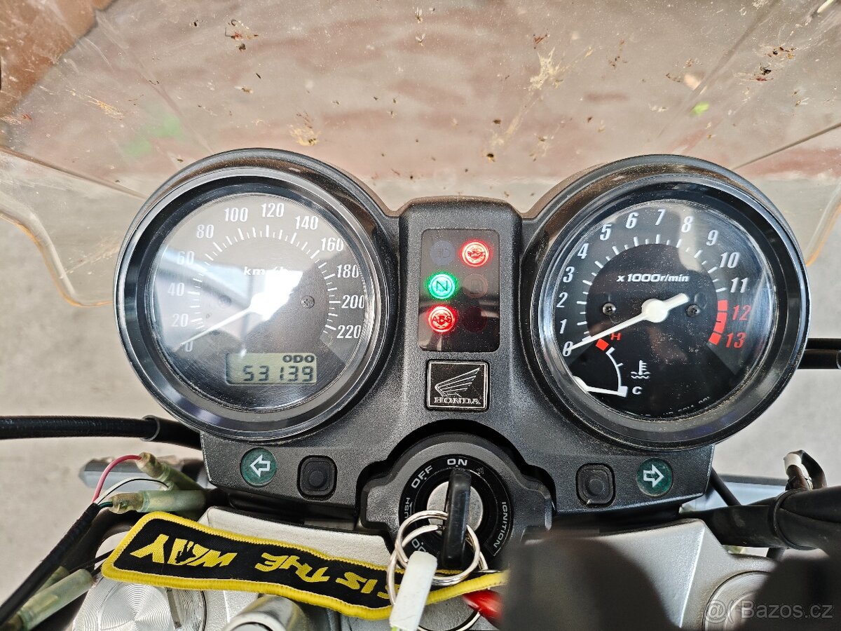 Honda CBF 600N - 9