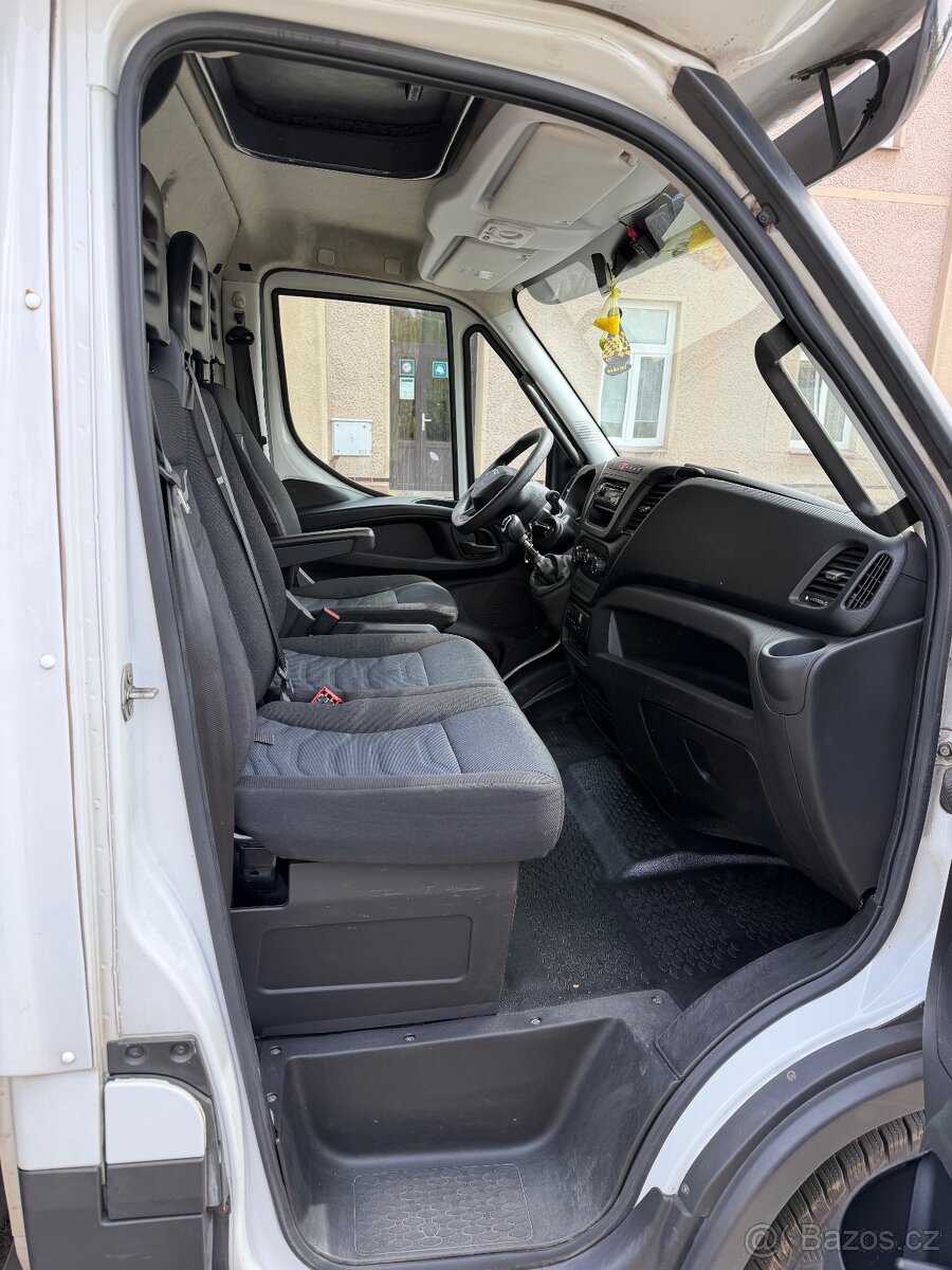 Iveco Daily 35S16 plachta rok 2020 - 9