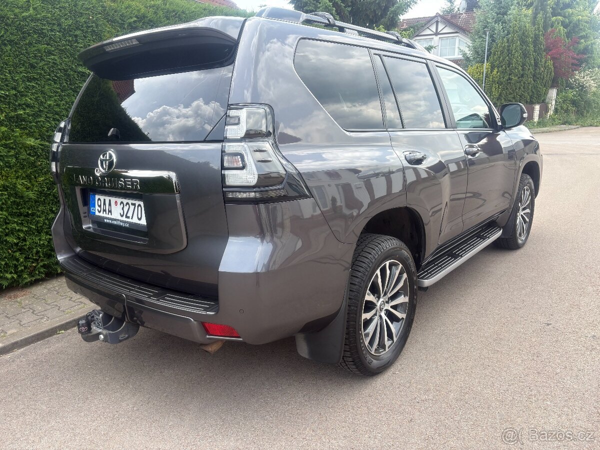 Toyota Land Cruiser GDJ 150 - 9
