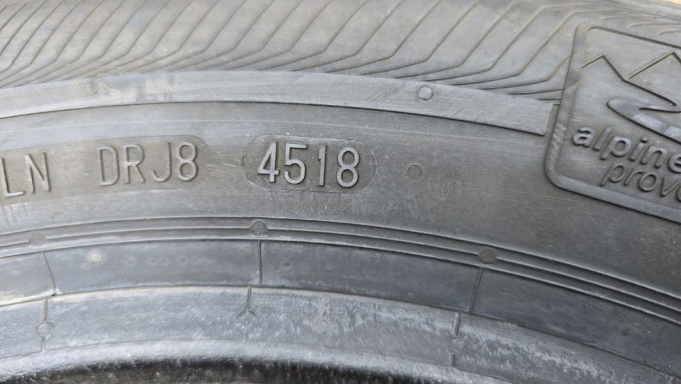 Letní pneu 195/55/15 Semperit - 9