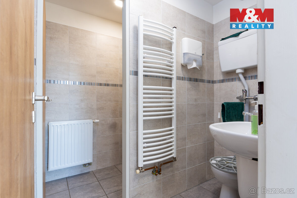 Prodej domu, tři byty, 258 m², Fulnek, ul. Palackého - 9
