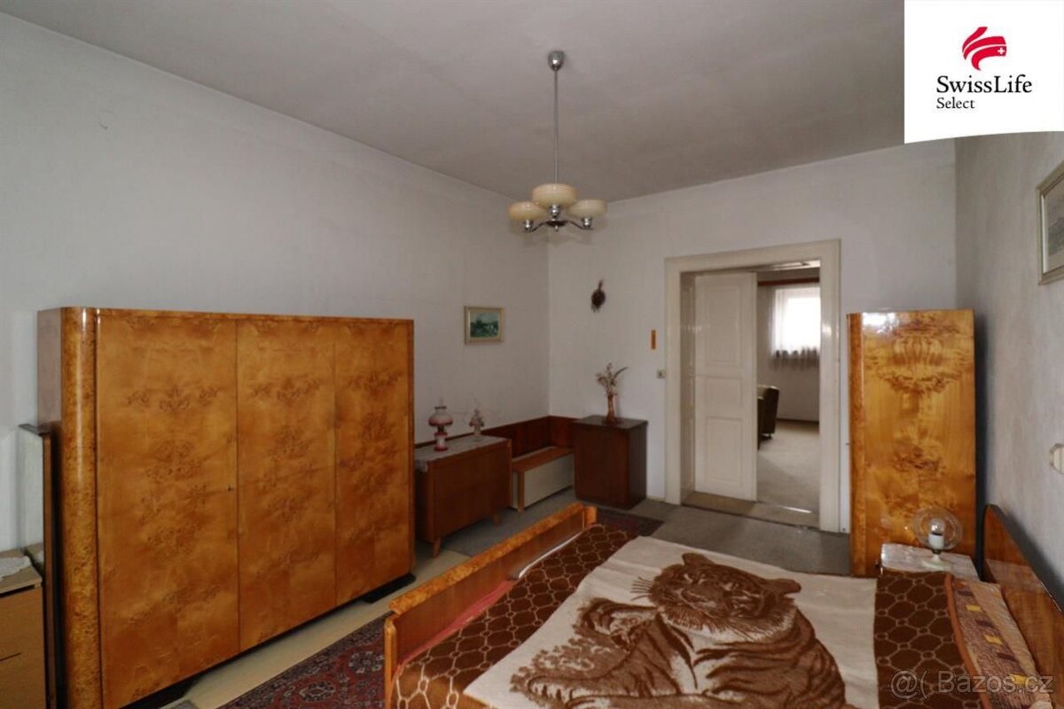 Prodej bytu 2+1 80 m2 náměstí Karla IV., Nejdek - 9