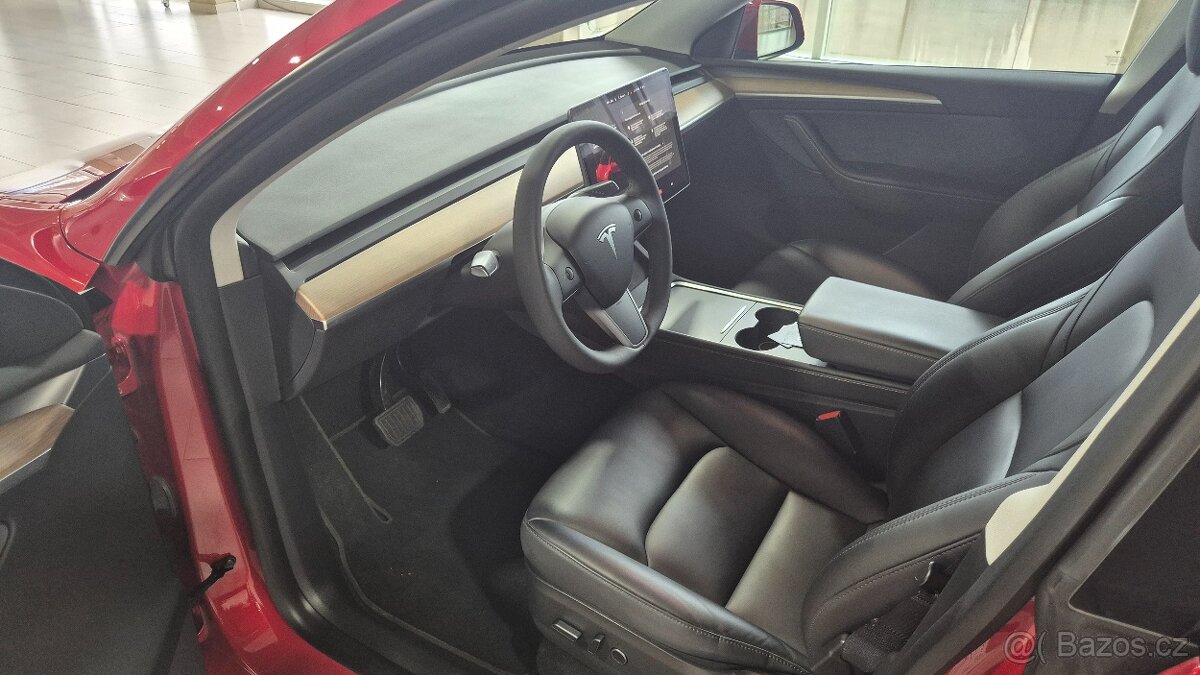 Tesla Y LR AWD - tovární záruka, EAP - 9