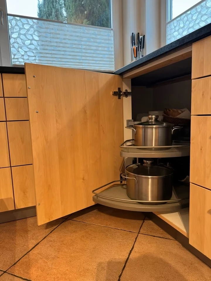 Velká moderně-klasická kuchyně(25.23) - 9