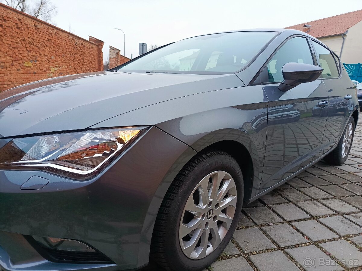 SEAT LEON 1.4 TSI 90 KW STYLE, najeto 142tisíc km - 9