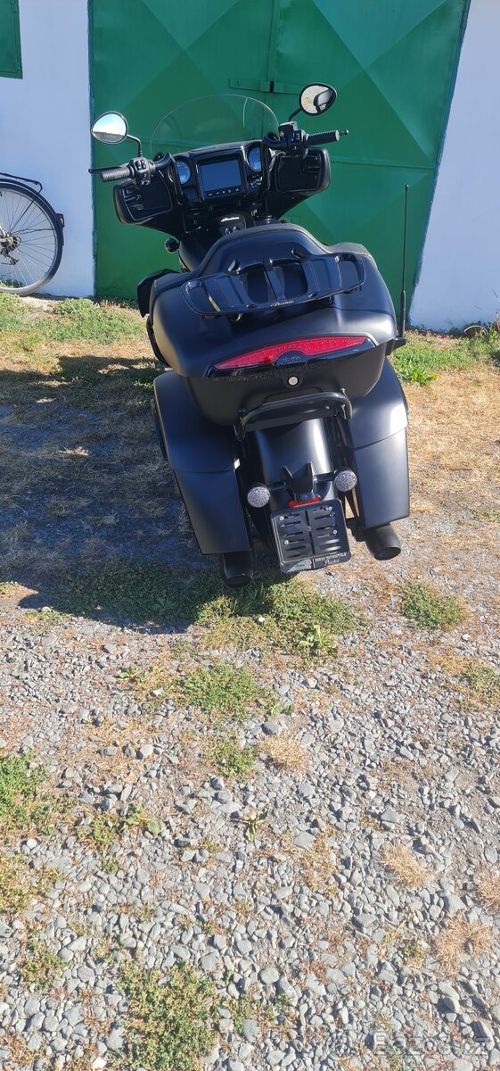 Indian Roadmaster Dark Horse - 9