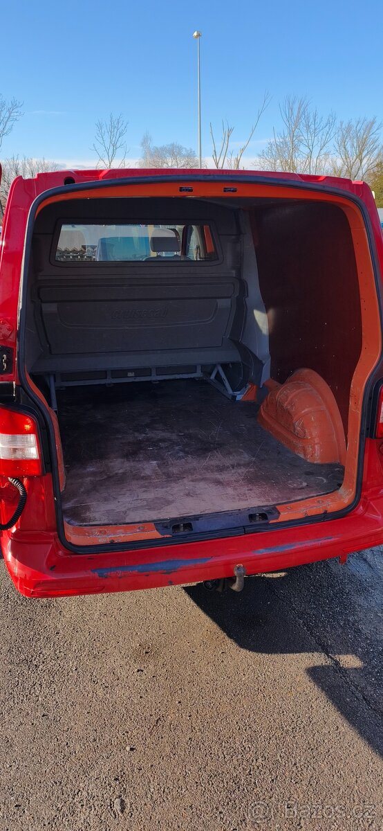 Volkswagen Transporter T5 Long - 9
