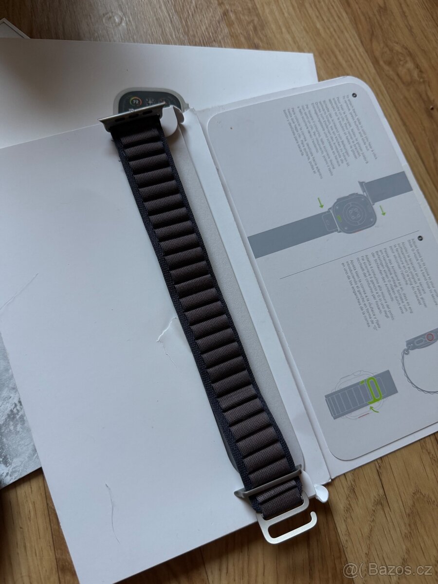 Apple Watch Ultra 2 49mm Cellular + GPS - 9
