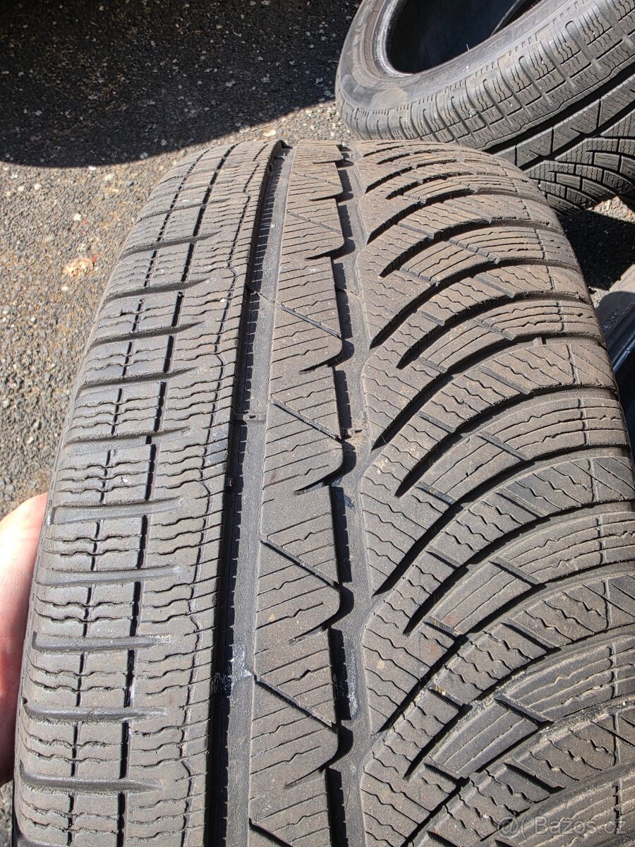 Michelin 245/45 r18 zimní - 9