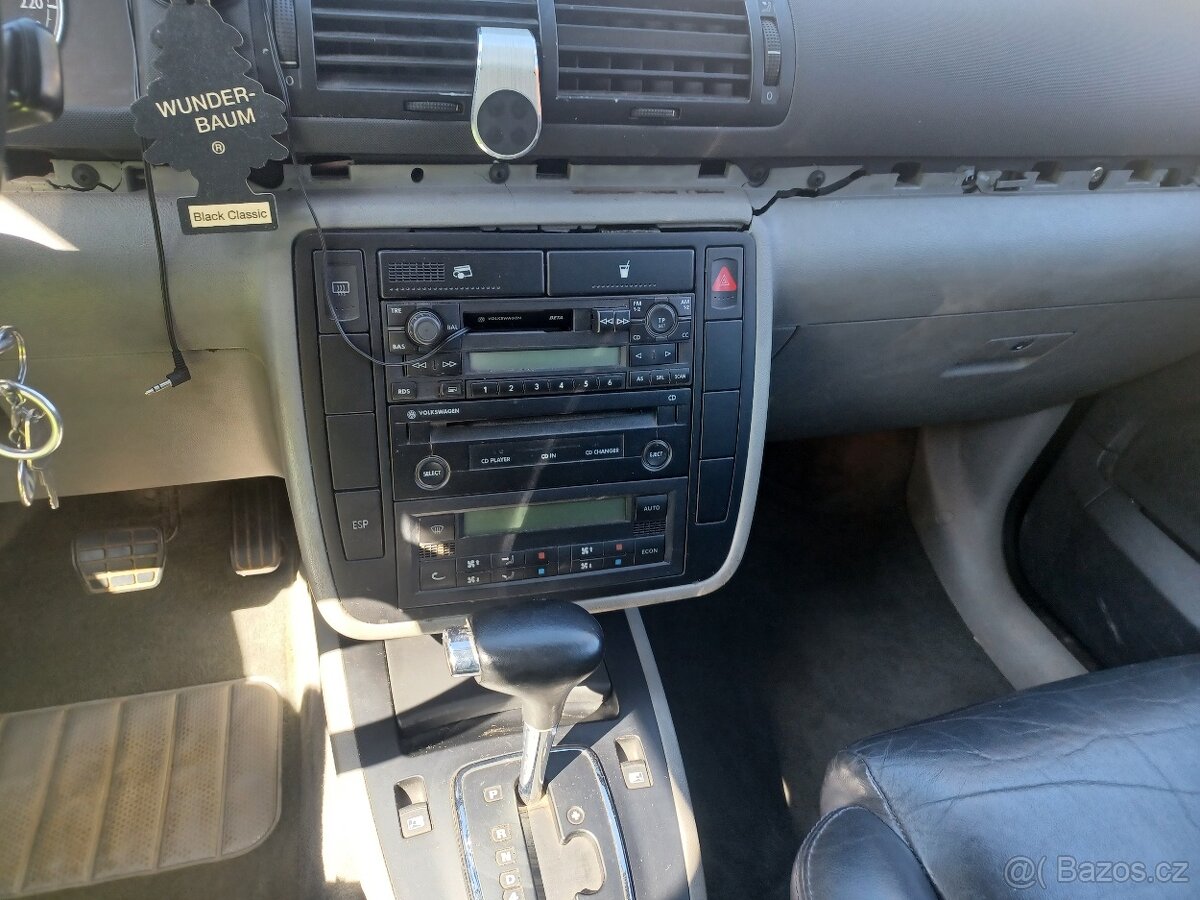 Sharan 2.8 i V6 150kw - 9