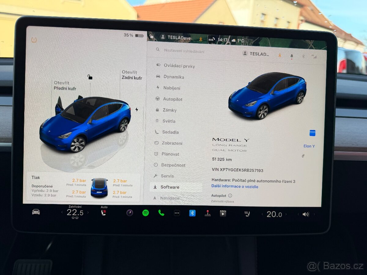 Tesla Model Y Long Range AWD – 2023 – Deep Blue Metallic – 1 - 9