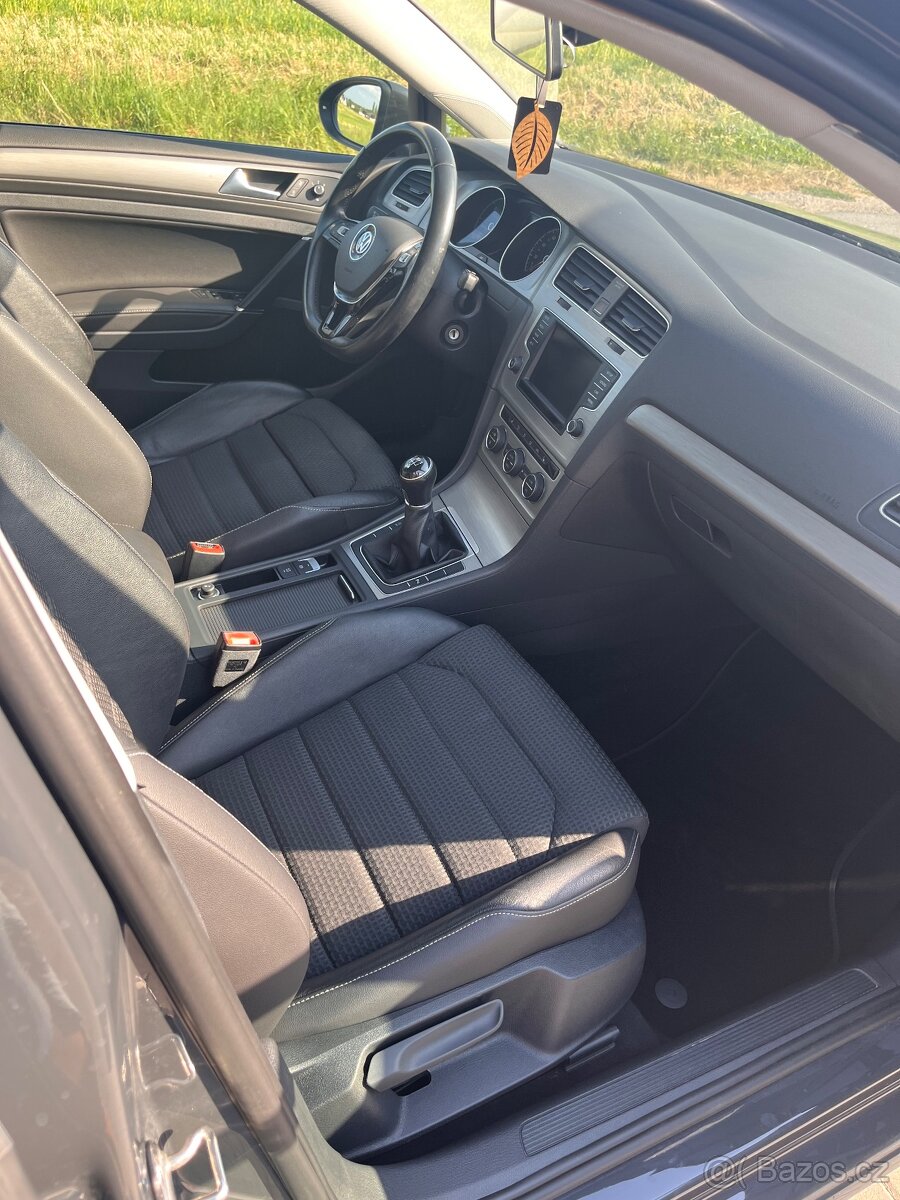 VW Golf Variant VII 1,6tdi 81kw rok 2016 spotř.5litru - 9