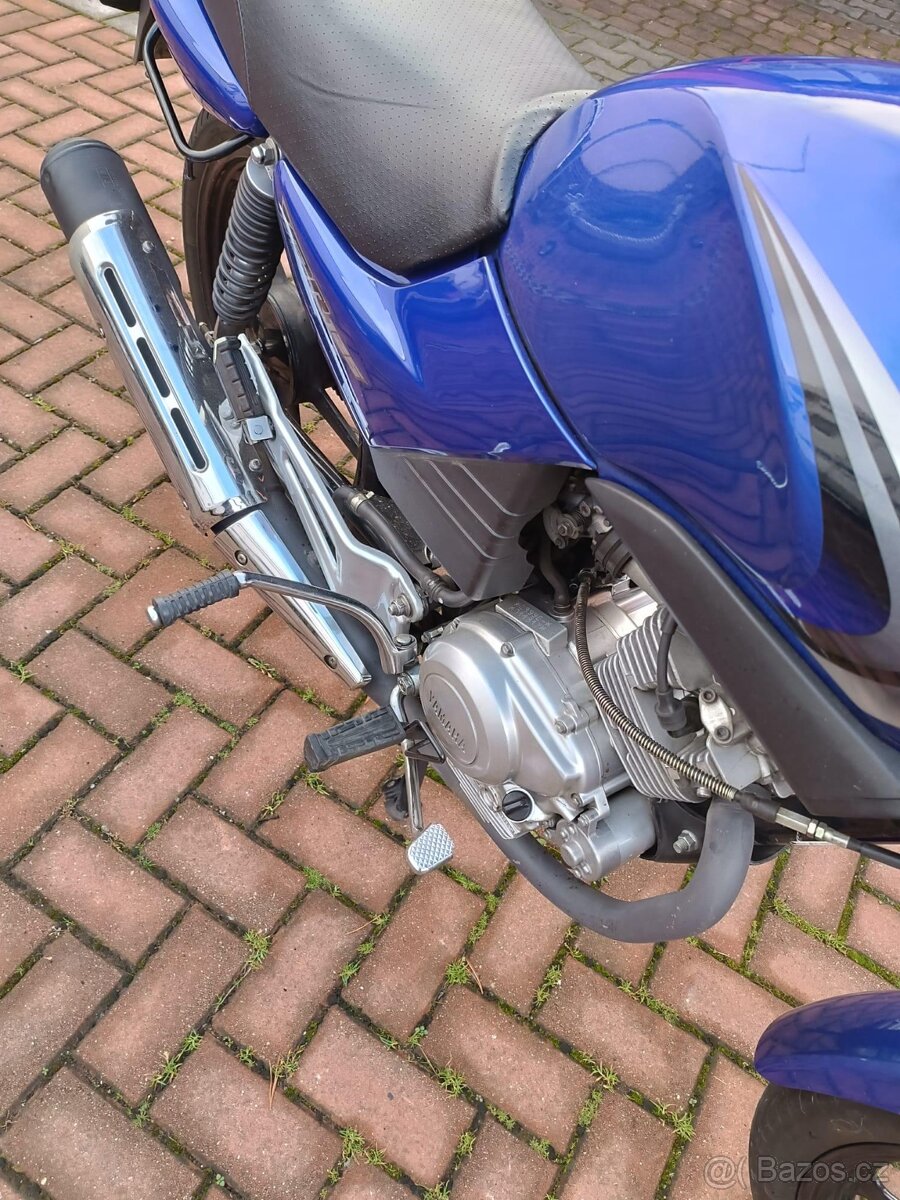 YAMAHA YBR 125 - 9