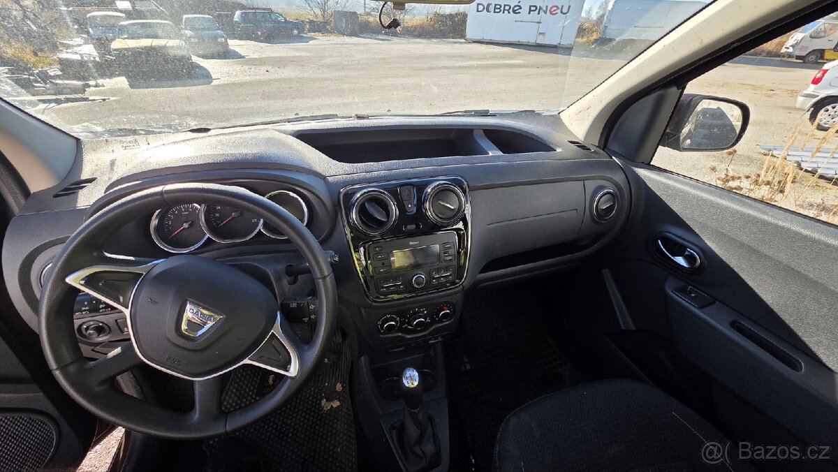 Dacia Dokker 1.6i nepojizdný - 9