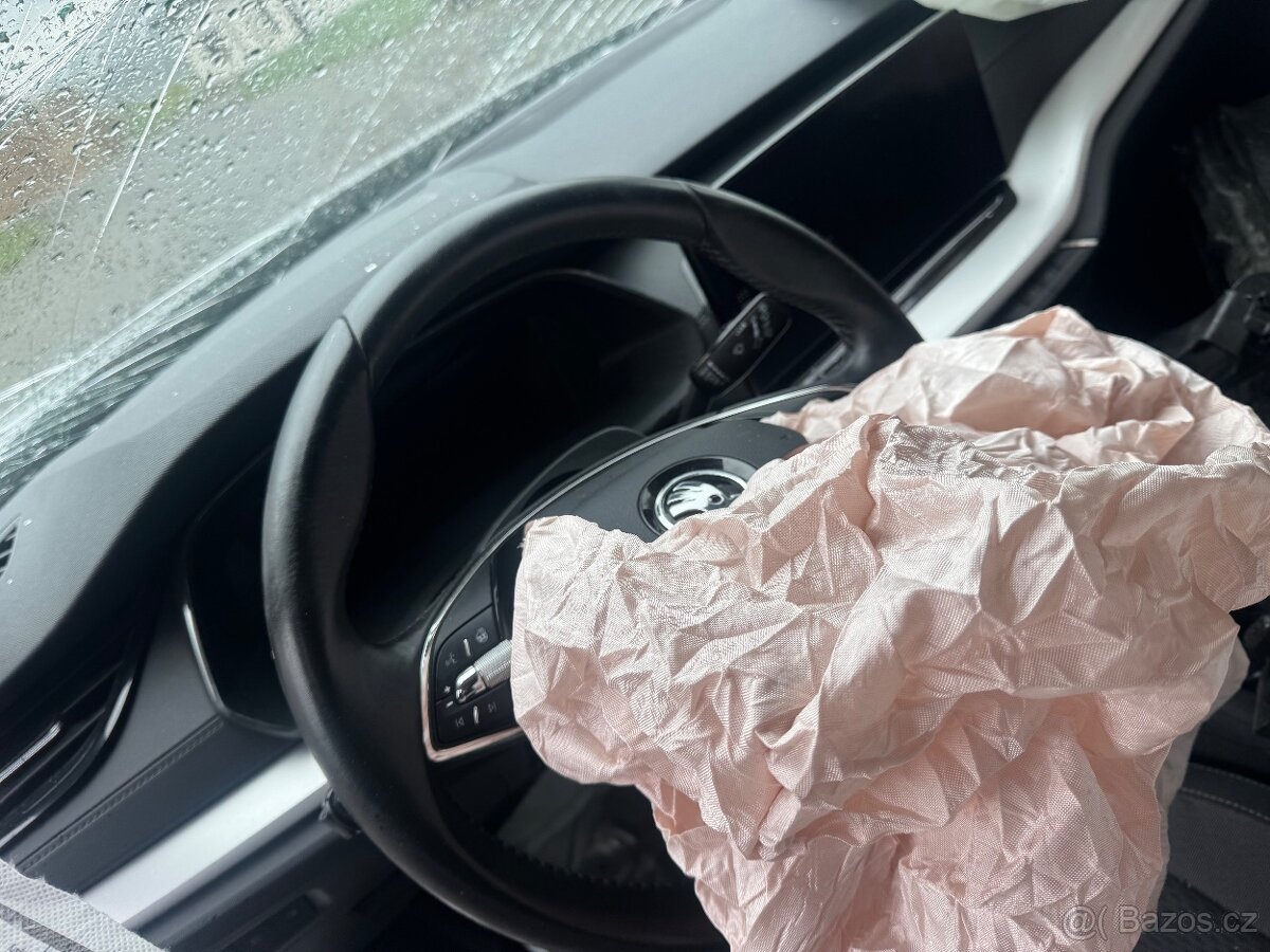 Prodám náhradní díly Škoda Octavia 4/IV - 9