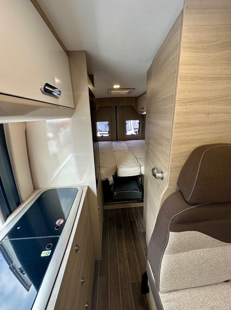 Forster 636 EB VANTASY zvedací střecha - 9