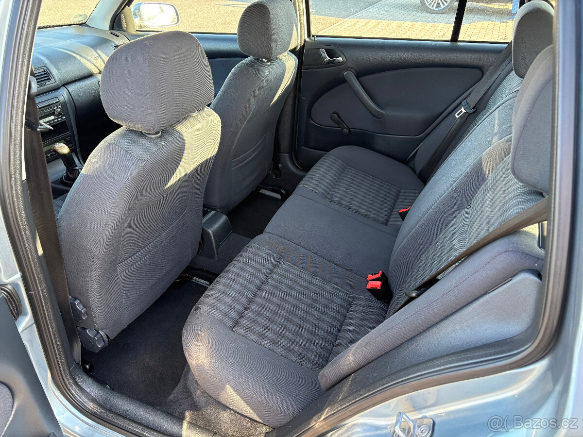 Škoda Octavia 1.6i TOUR combi,STK do 3/2028 - 9