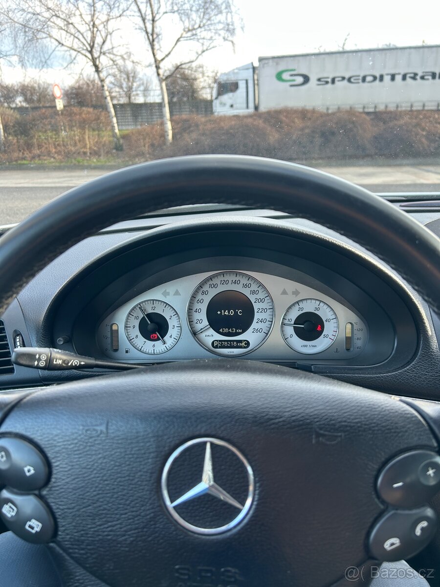 Mercedes benz w211 - 9