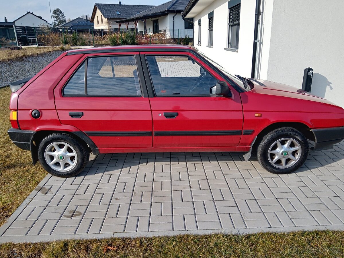 Skoda Favorit 1.3 - 9