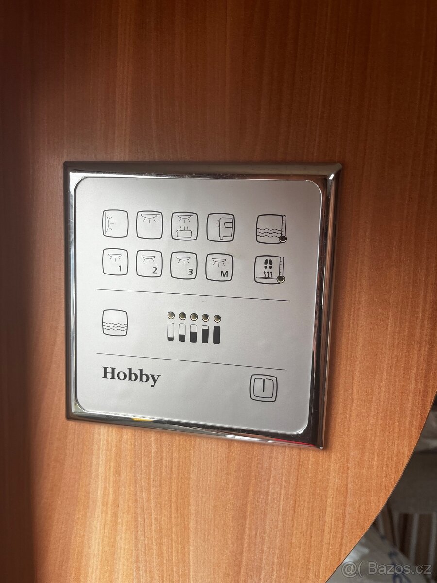 Karavan Hobby 24B De Luxe – r.v. 2011 – výborný stav - 9