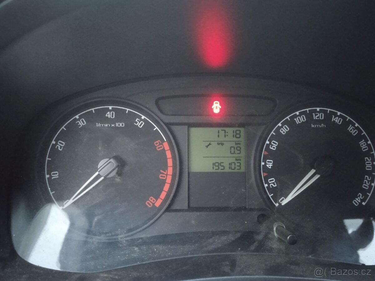 Škoda fabia 2 1.2,44kw - 9