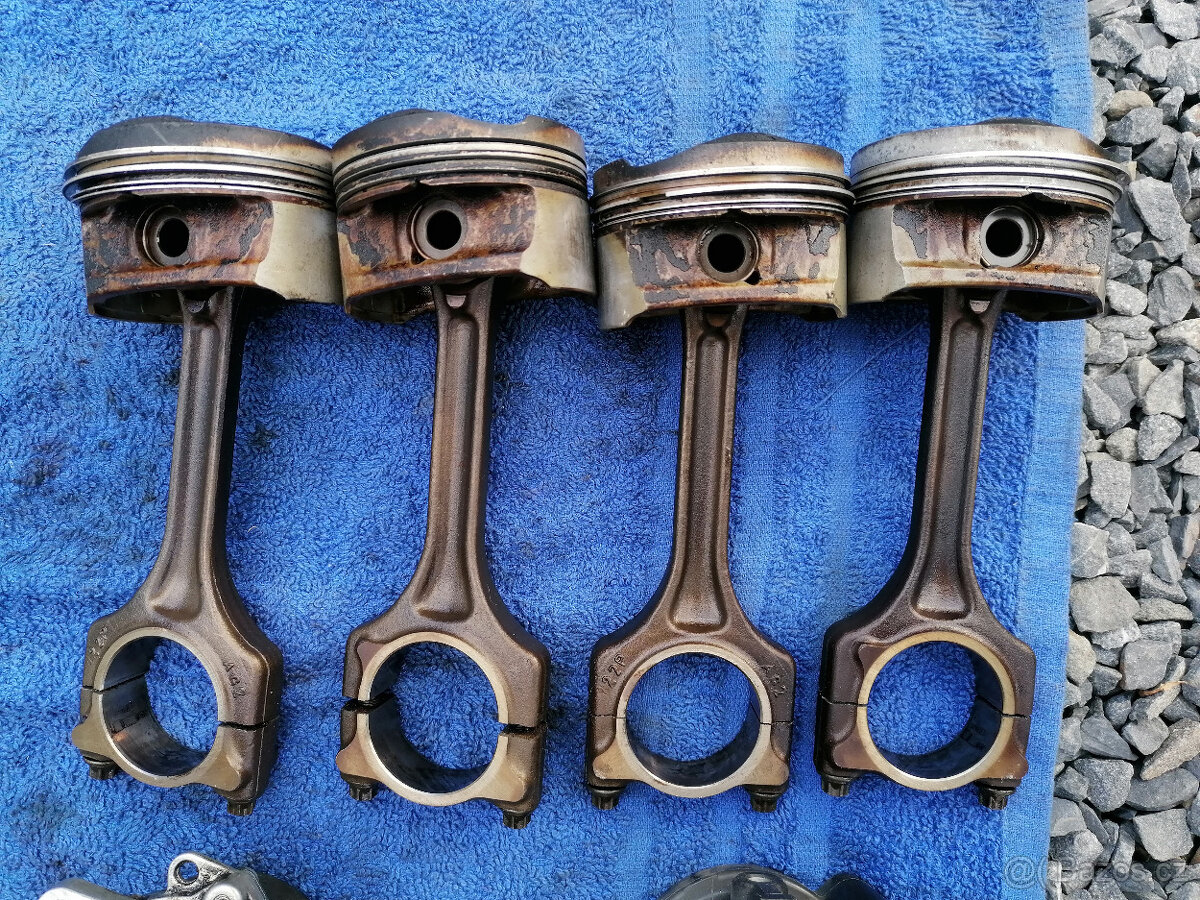 Peugeot Citroen Mini BMW 1,4 VTi díly motoru - 9