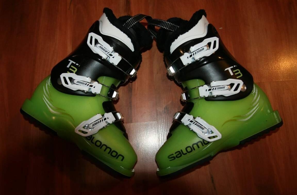 lyže head 107 cm , lyžaky - 9