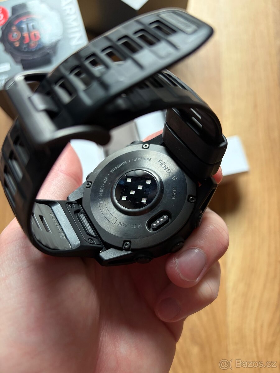 Garmin Fenix 8 51mm AMOLED Sapphire - 9