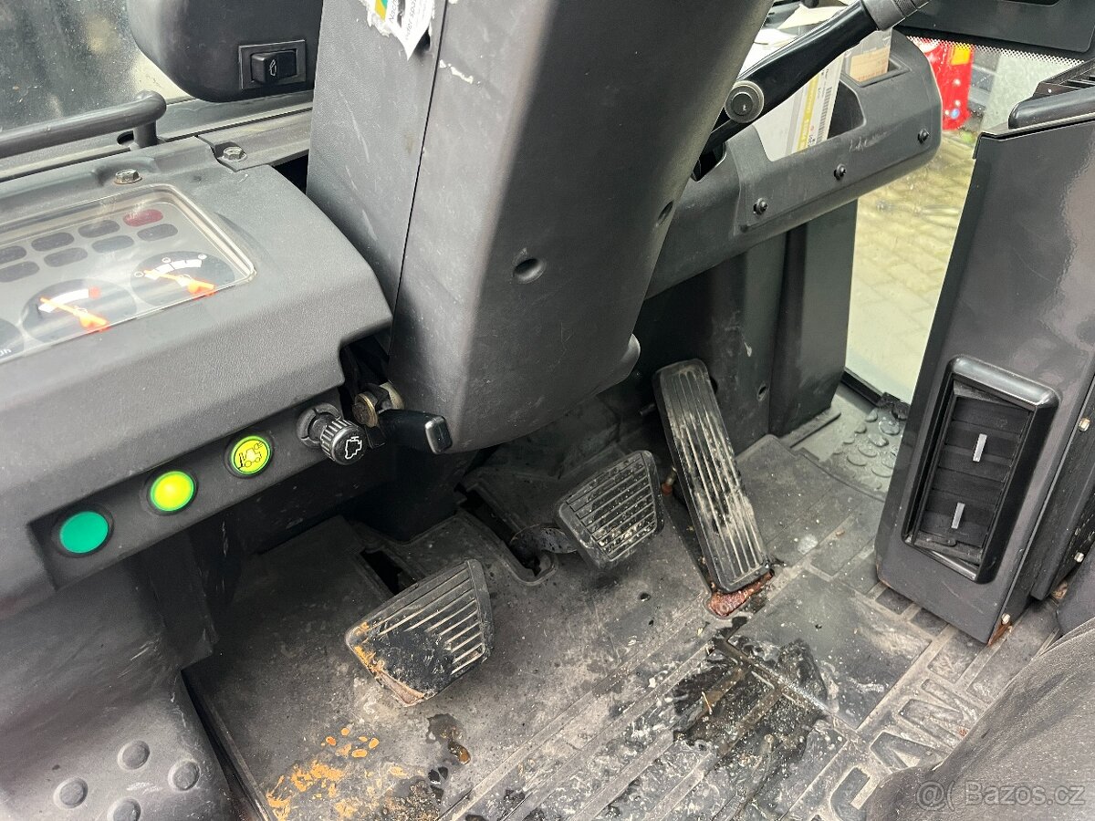 Vysokozdvižný vozík Nissan 32 - 9