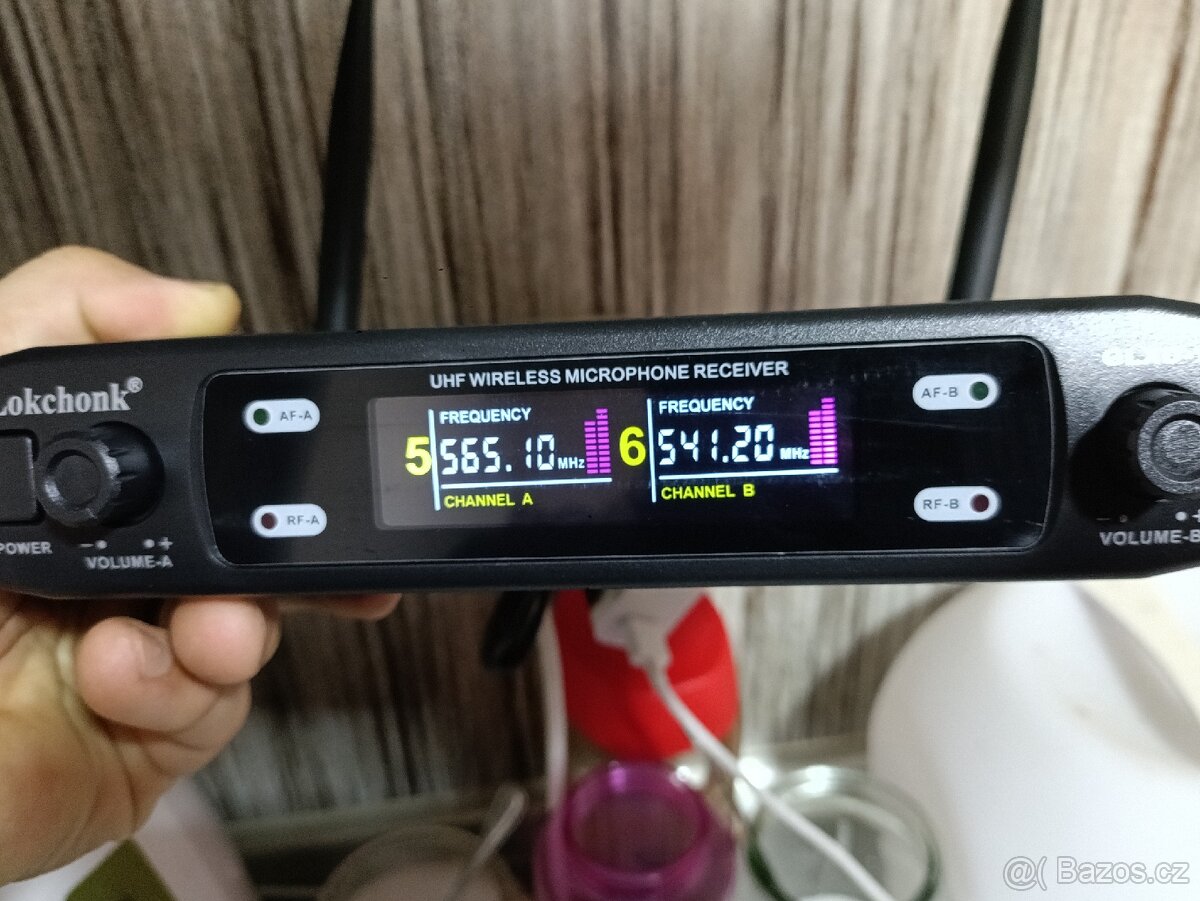 Prodám 2 sady bezdrátových mikrofonů - 9