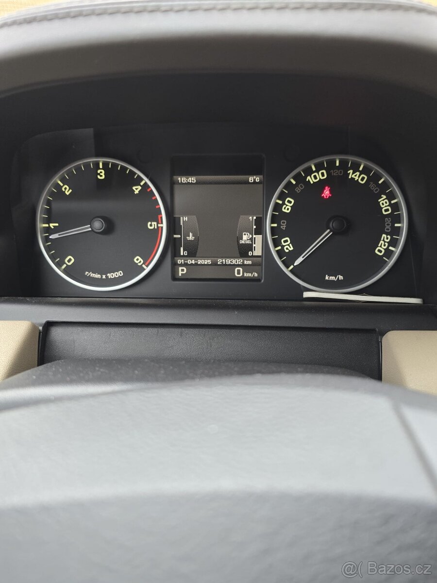 Land Rover Range Rover Sport 3.0HSE 180 KW KŮŽE - 9