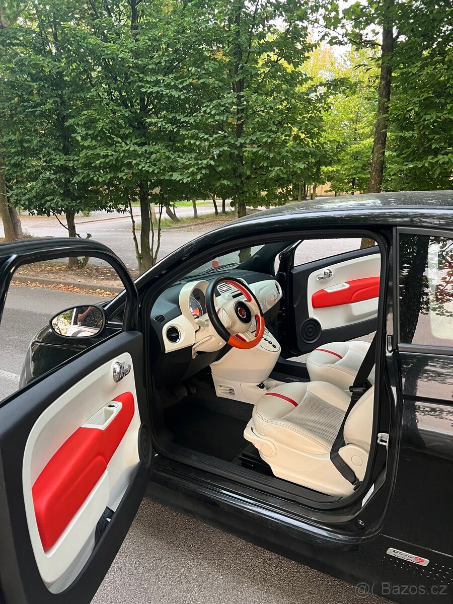 Fiat 500e, 83 kW, rok 2014 - 9