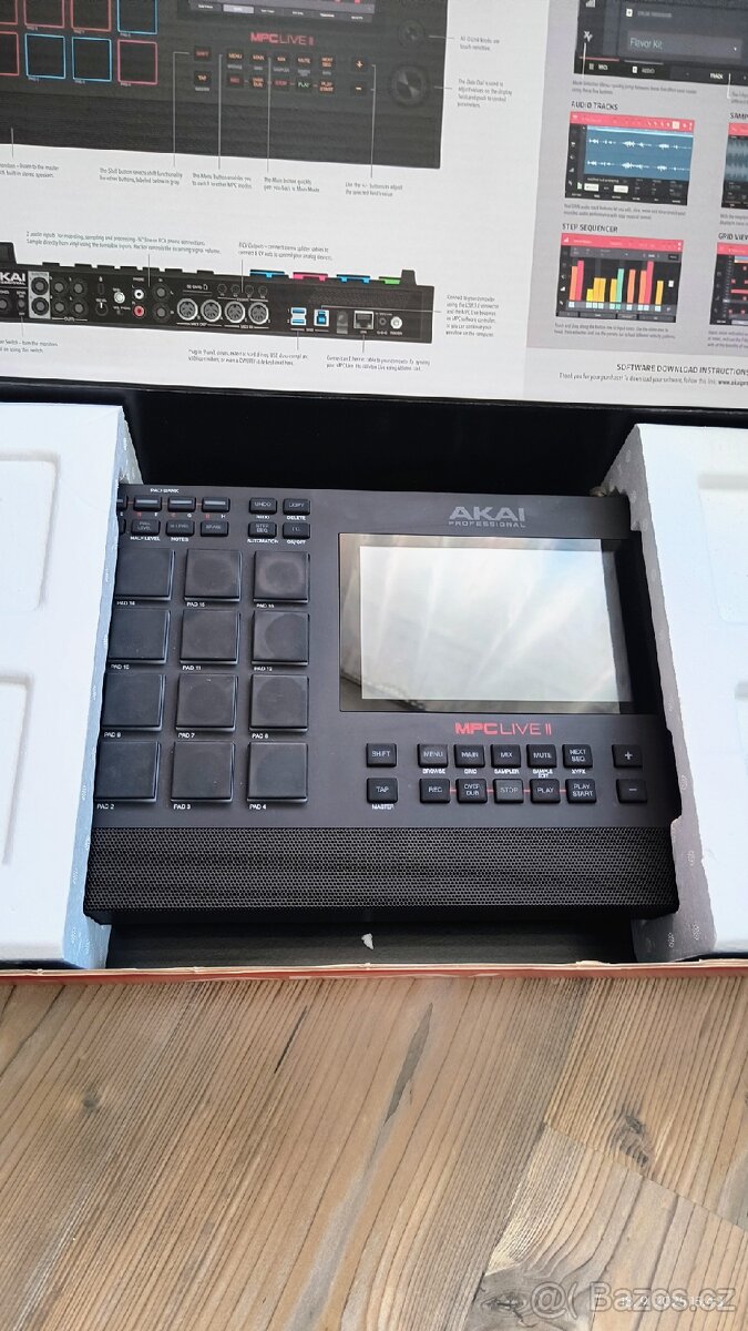 Akai MPC Live II – Beatclub Timbaland
- 9
