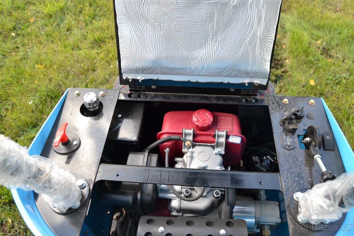 miniBagr HT1000 Basic nekonečná otoč naftový 11koní - 9