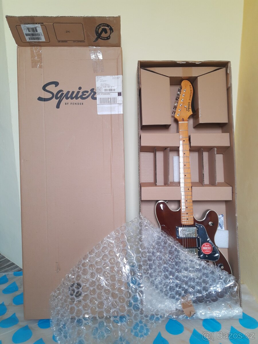 Squier Starcaster + efektor, looper, mikrofon, sluchátka. - 9