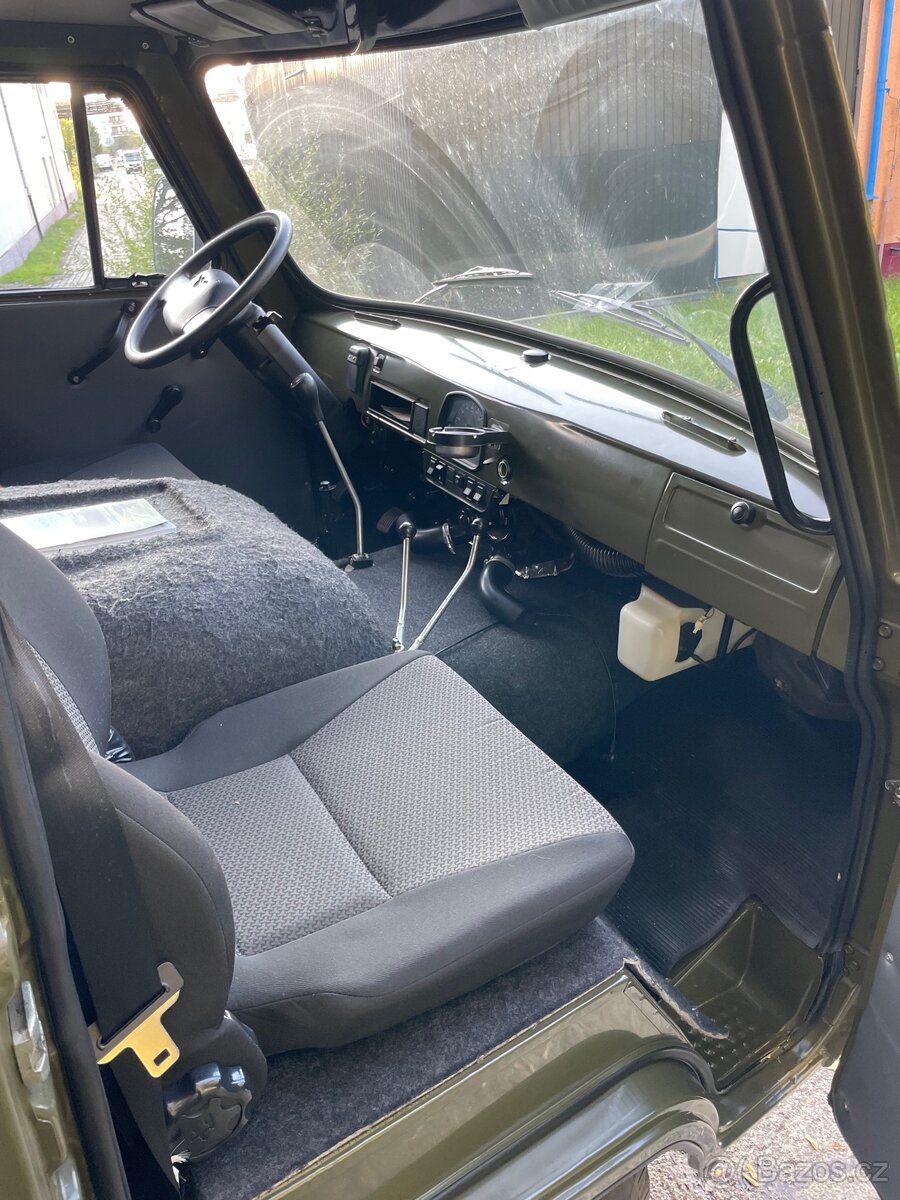 Uaz 452 Buchanka - 9