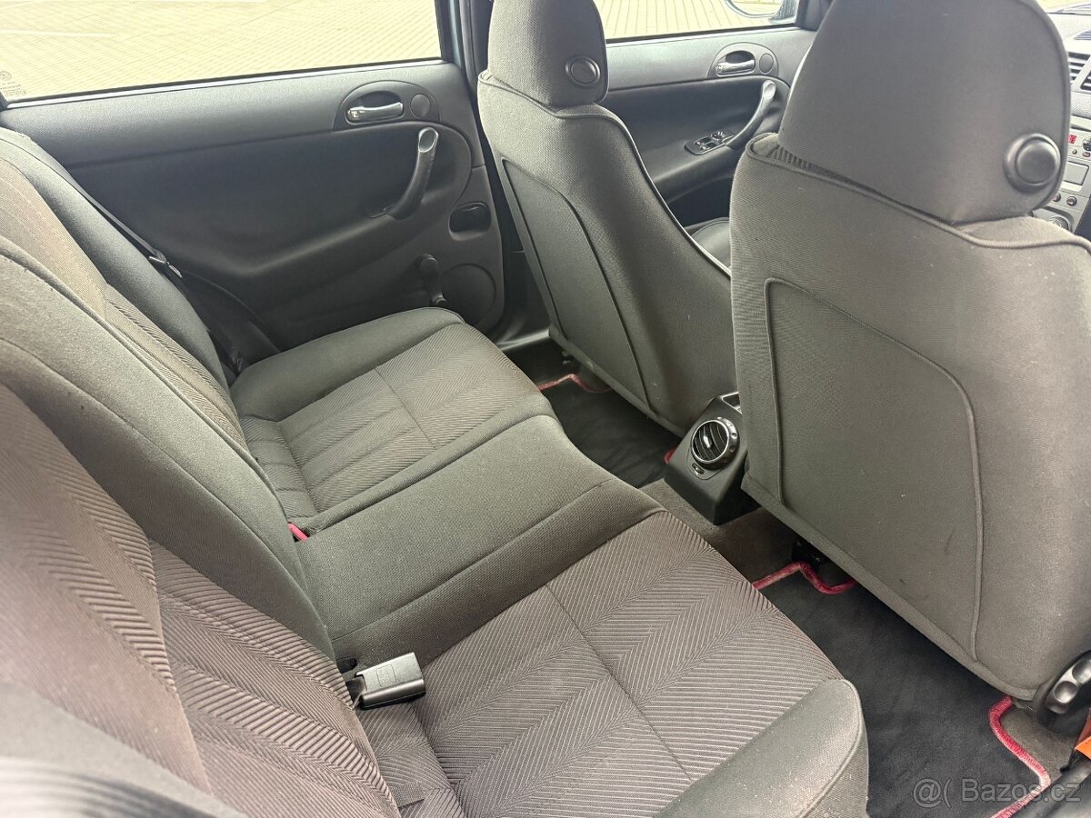 Alfa Romeo 147, 1.9JTD 85kw 5dv L+Z kola - 9