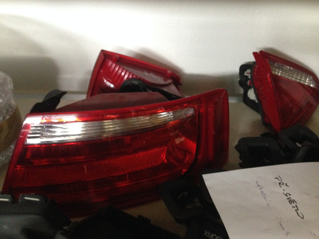 Audi A5 2,7TDI V6 2010 140kW, Manual - dily - 9