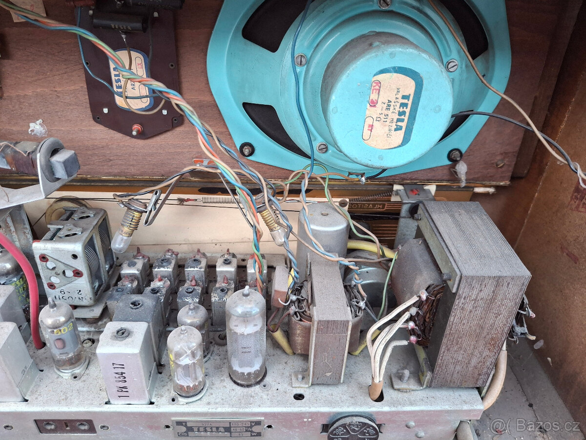Rádio Tesla 527A Melodia - 9