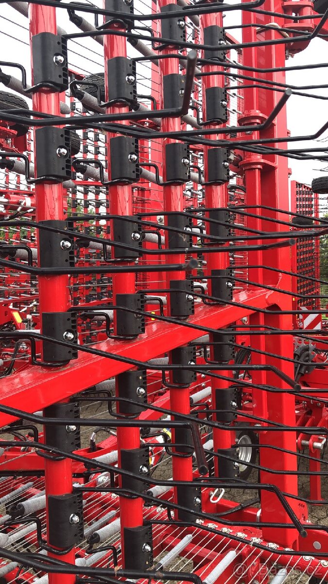 Horsch plecí brány CURA ST - 9